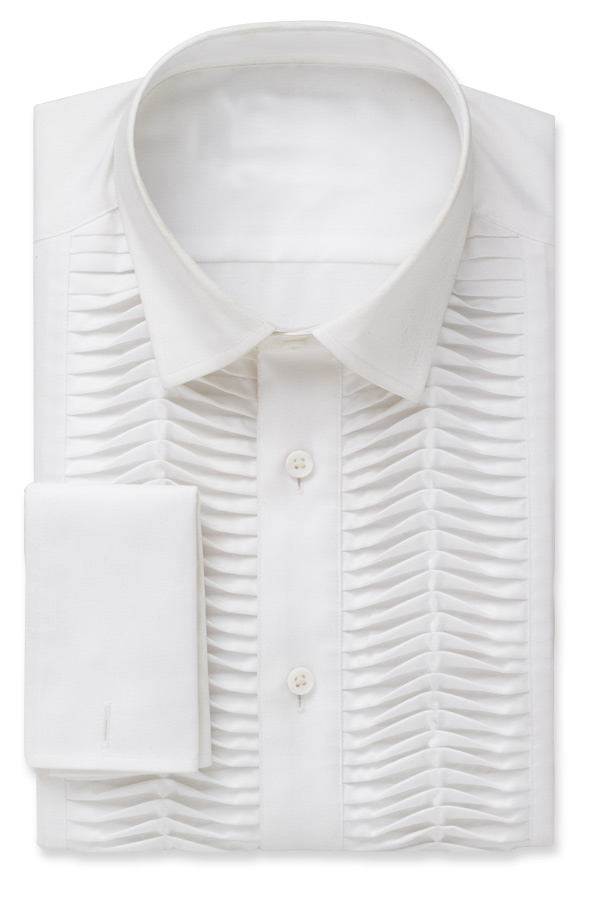 白色竖褶礼服衬衫