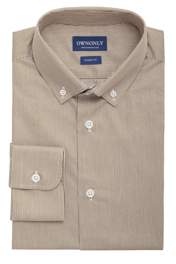 棕色条纹衬衫